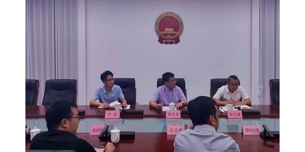 貴陽院遇見中江縣！不吃又不喝，經(jīng)濟(jì)要滑坡——中江表妹
